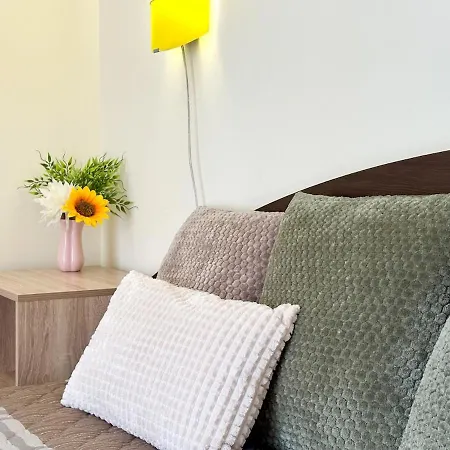 Palm Breeze Pool Retreat Διαμέρισμα *