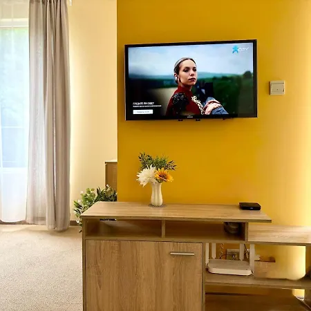 Palm Breeze Pool Retreat Διαμέρισμα Βάρνα